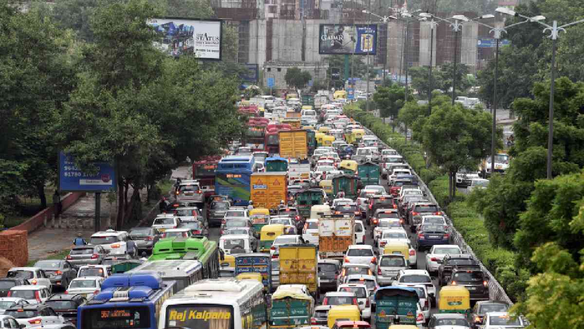noida traffic