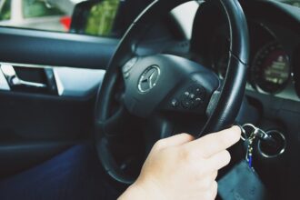 Injured in a Commercial Vehicle Wreck? Here Are Your Options